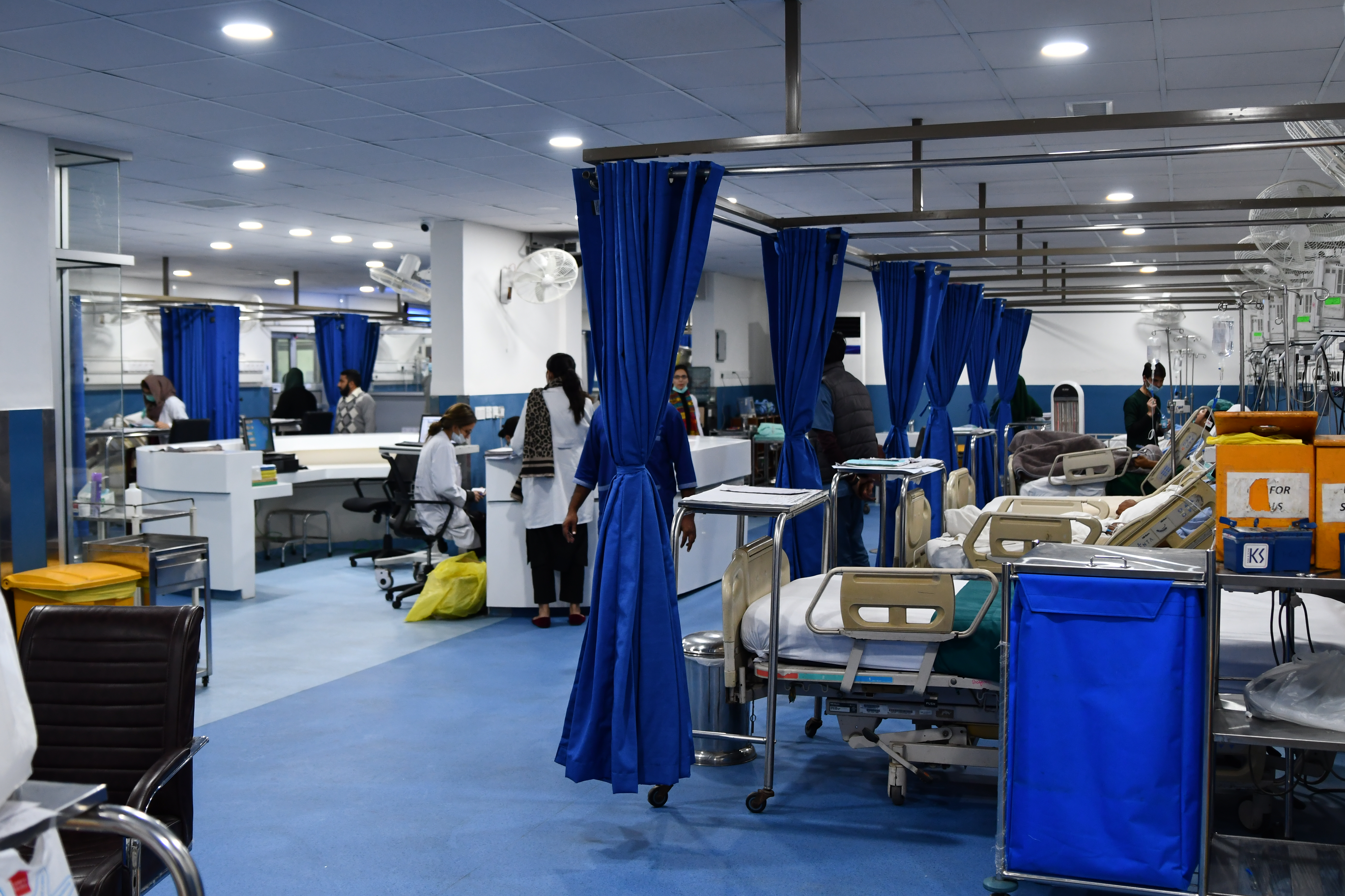Intensive Care Unit (ICU)